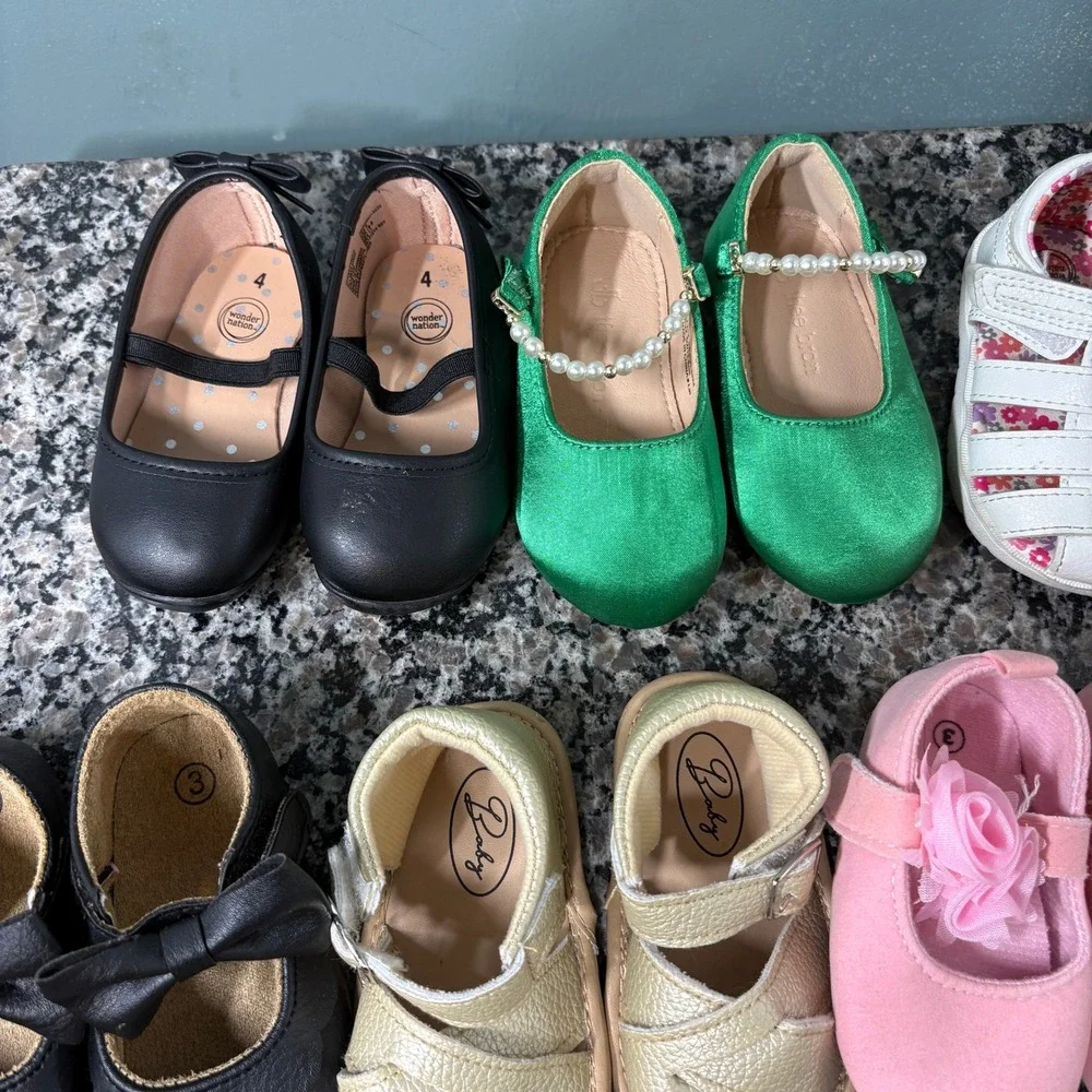 Baby Girl Shoe Lot 13 Pairs Old Navy Wonder Nation Bebe Size 1 2 3 4 12-18M